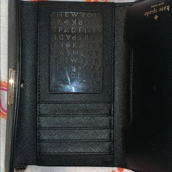 Kate Spade Wristlet - Picture 3 of 4